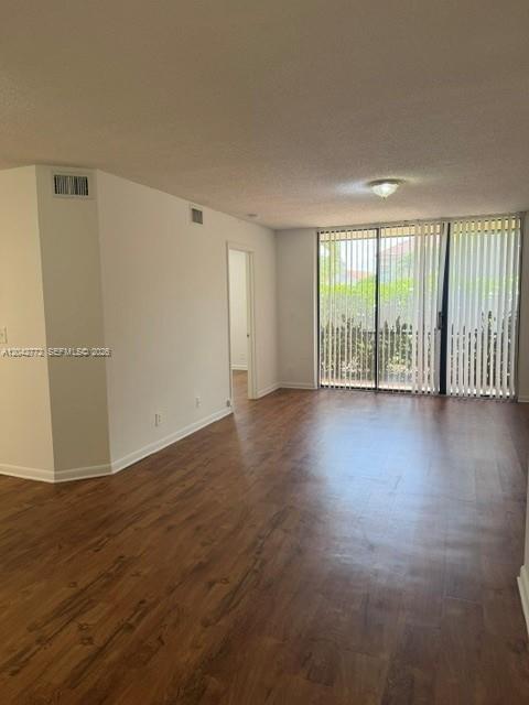 Building Photo - 5721 Riverside Dr