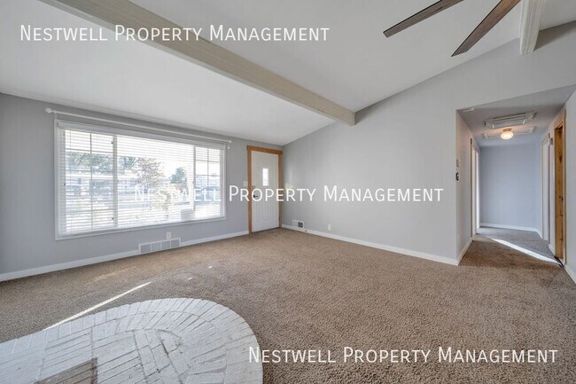 Foto del edificio - 3054 Mark Ave