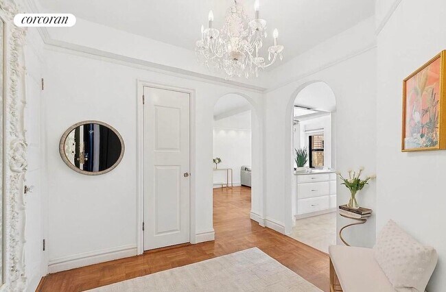 Foto del edificio - 235 W End Ave