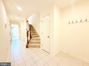 Building Photo - 9918 Veiled Dawn