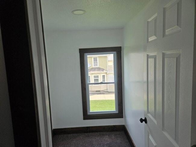 Upstairs Storage/Closet - 318 Lake Shore Dr E