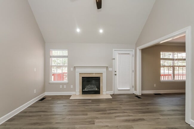 Building Photo - 5118 Chestnut Knoll Ln