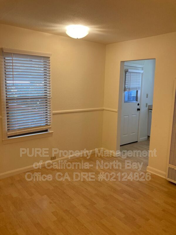 Building Photo - 515 Hendley St
