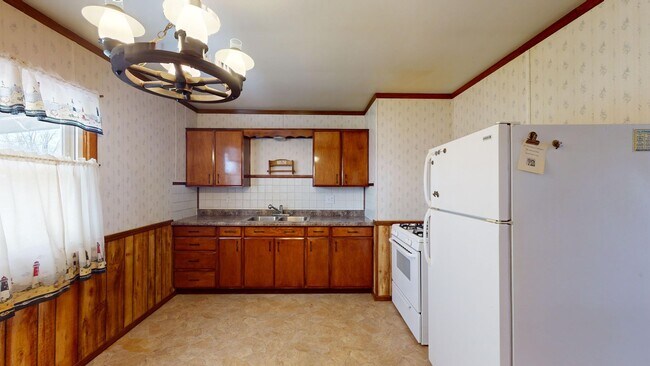 Building Photo - 3 bedroom ranch in Ontario