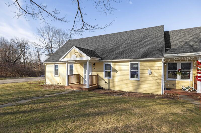 17 Woodside Meadow Rd Unit 12, York, ME 03909 Condo for Rent in York