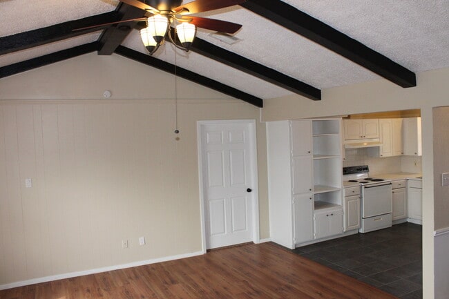 Building Photo - Available Now! 2/1/26 and Large game room ...