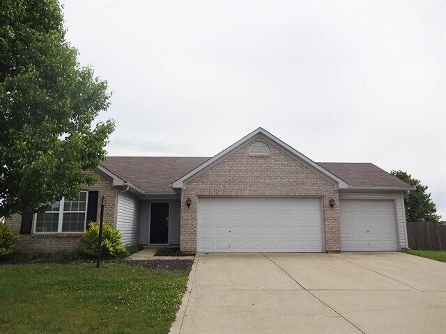 Primary Photo - 7620 Wildcat Run Ln