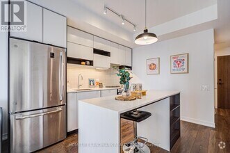 Building Photo - 4065-4065 Confederation Pkwy