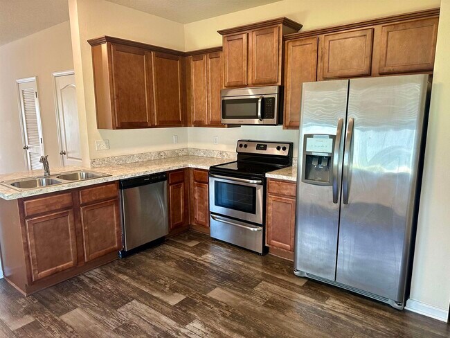 Foto del edificio - 55 Buckley Ct