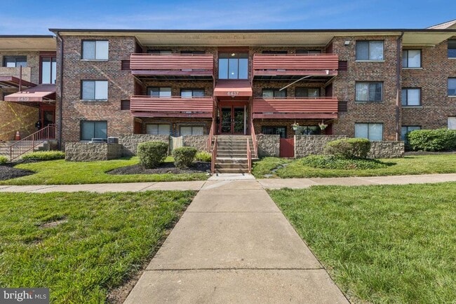 Building Photo - 6437 Richmond Hwy
