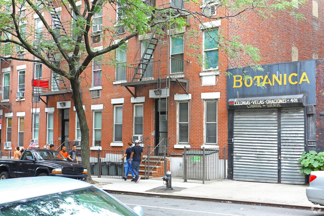 Building Photo - 403-411 W 54th St