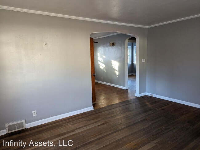 Building Photo - 4 br, 1.5 bath House - 412 Soper Ave