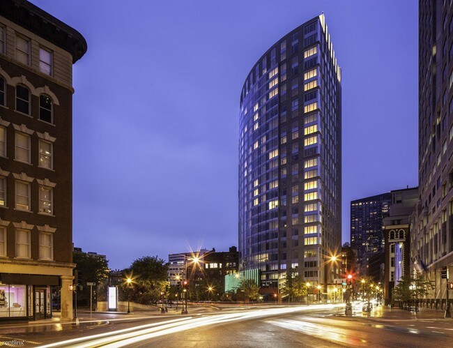 Foto del edificio - 1 br, 1 bath  - 129 Kingston St Unit 132