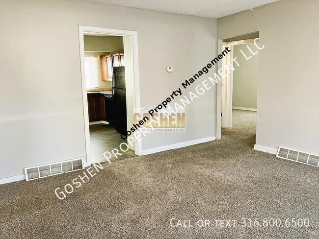 Foto del edificio - 3 Bedroom 1 Bath located Northeast Wichita...