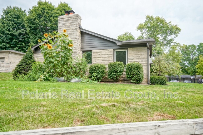 Foto del edificio - 40 Bailey Ct