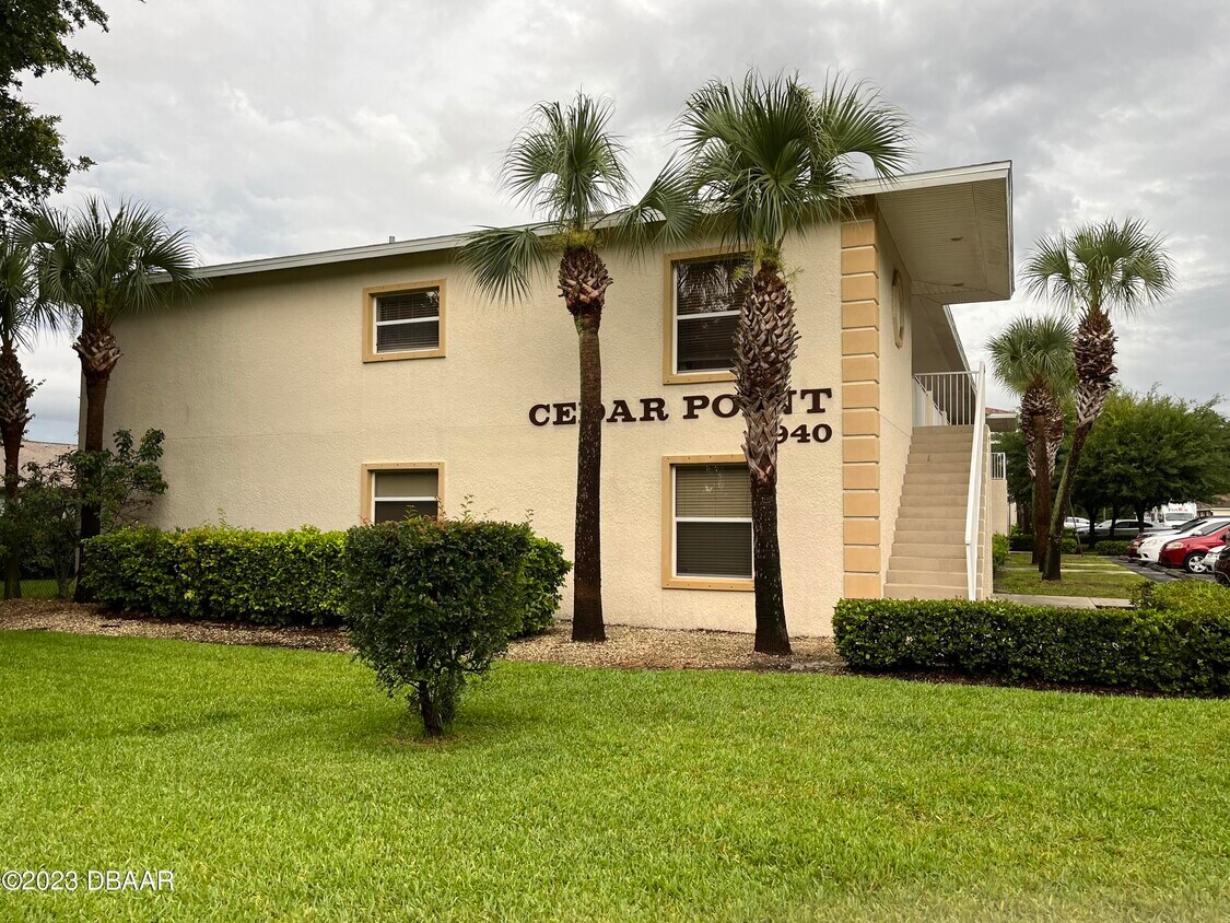 Foto principal - 946 15th St