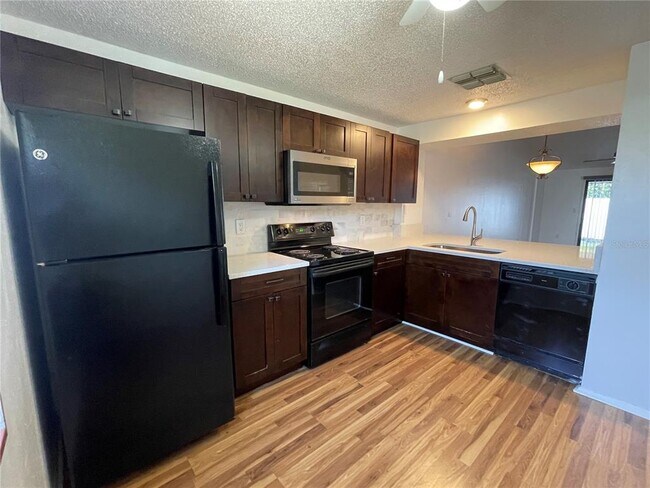 Building Photo - 307 Lake Placid Ct