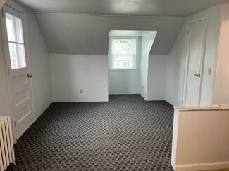 Living Room - 2940 Stevens St
