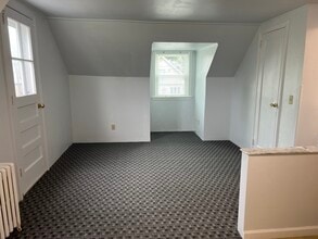 Living Room - 2940 Stevens St