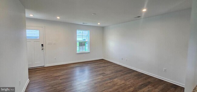 Foto del edificio - 69 Grayling Rd