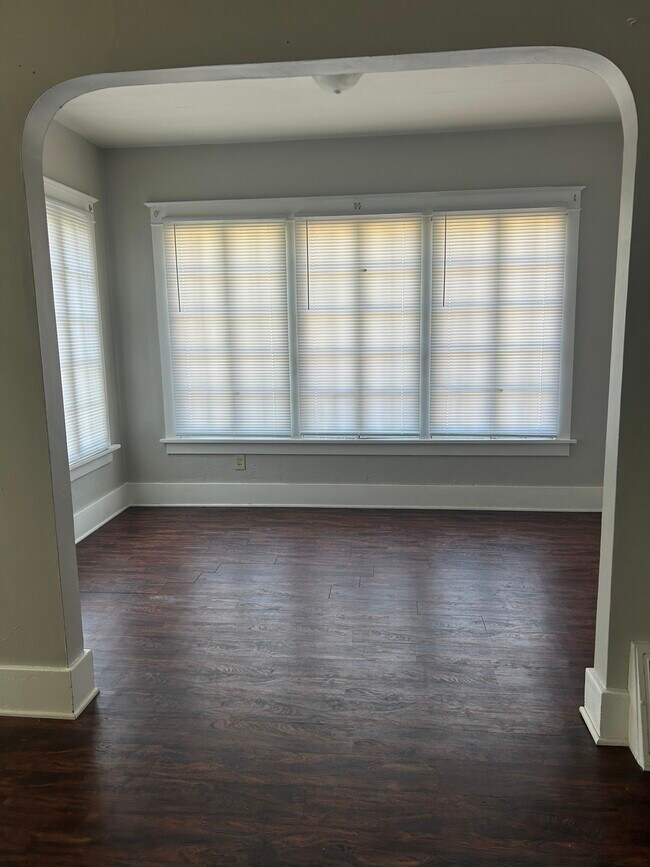 Foto del edificio - 2416 10th St NW