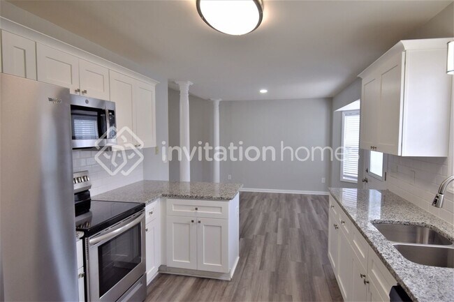 Building Photo - 1208 Dixie Dr
