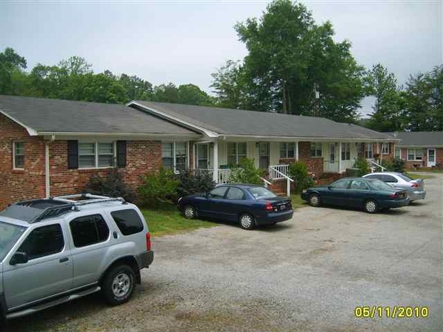 Building Photo - 131 Freedom Dr