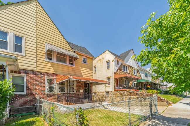 Building Photo - 5446 Narcissus Ave