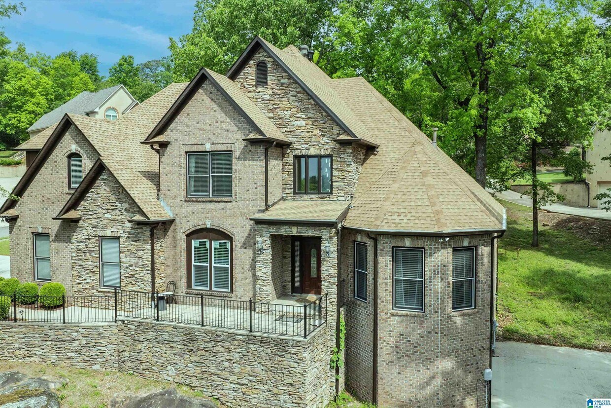Foto principal - 1200 Grand Oaks Cove