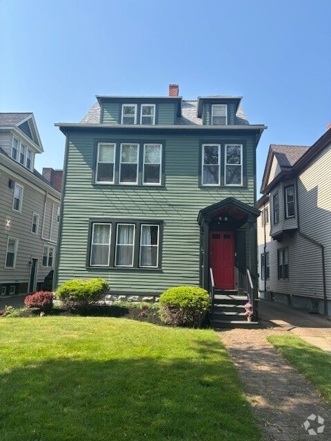 Building Photo - 123 Highland Ave