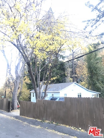 Building Photo - 14043 Meadow Ln