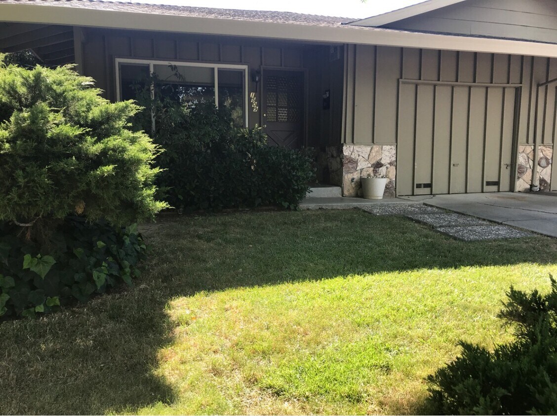 Primary Photo - 1509-1511 Anderson Rd
