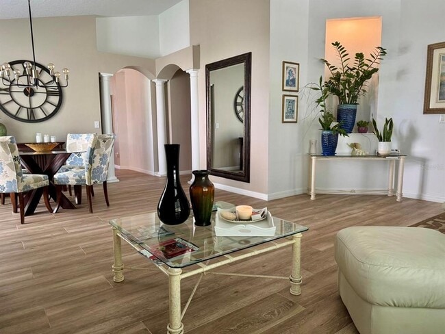 Foto del edificio - 13607 Budworth Cir