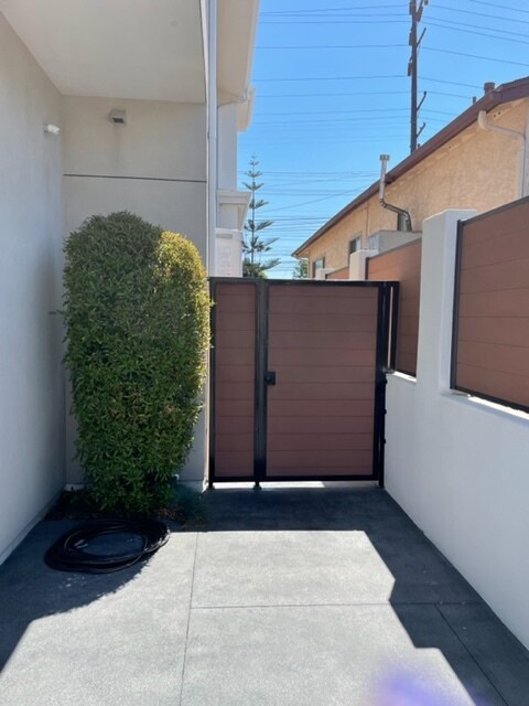 Entrada - 2783 190th St