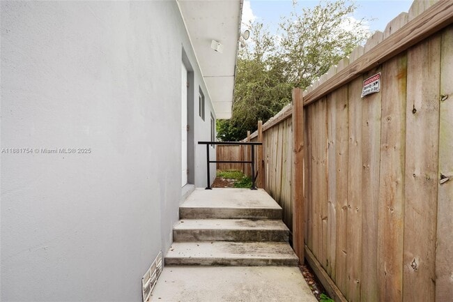 Building Photo - 1850 NW 92nd St