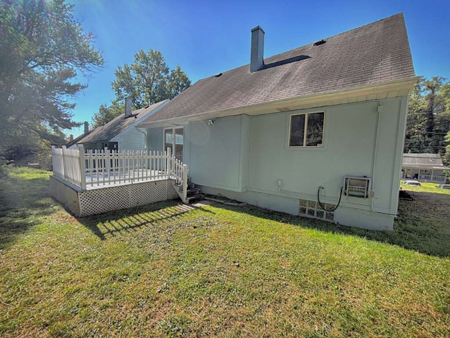 Photo - 741 Jefferson Rd House