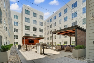 Large Courtyard | Legacy202 - Legacy202