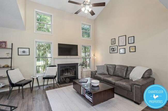 Photo - 306 Silk Hope Dr House