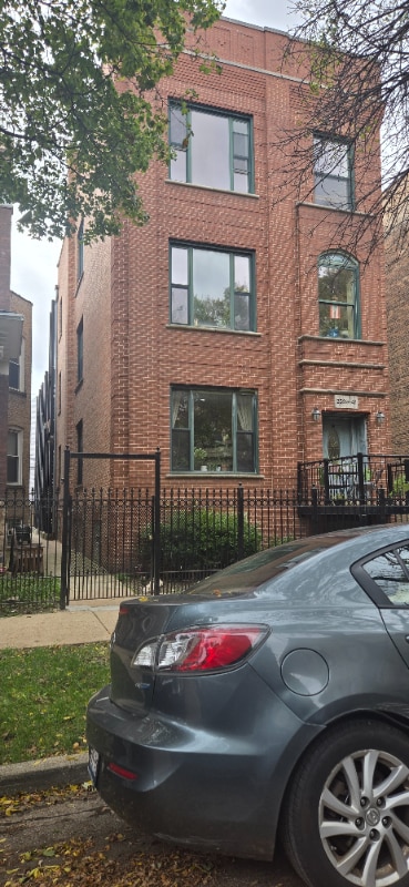 Building Photo - 2539 W Cortez St