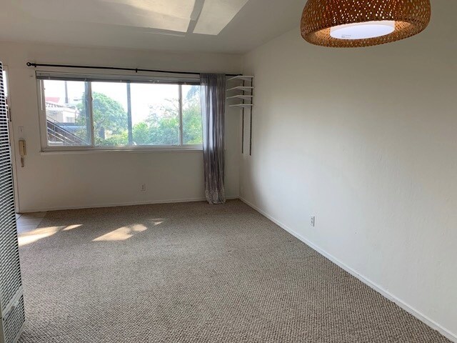 Living Room - 2113 Rose St