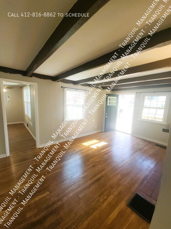 Foto del edificio - 3018 Stafford St