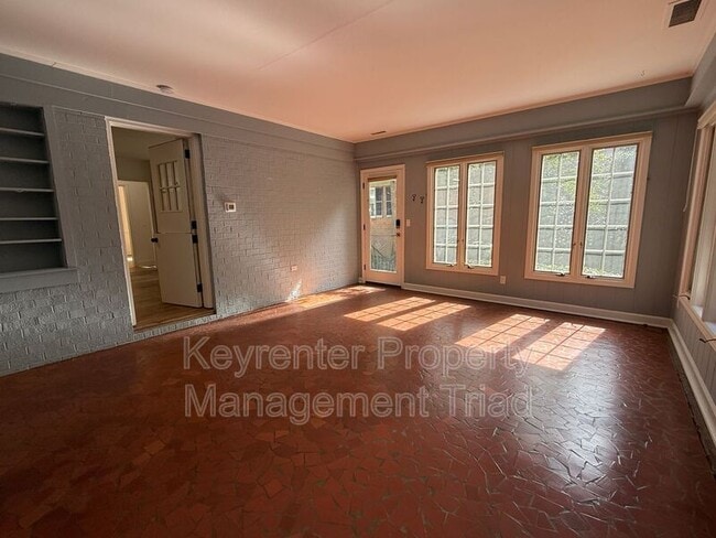 Foto del edificio - 2315 N Elm St