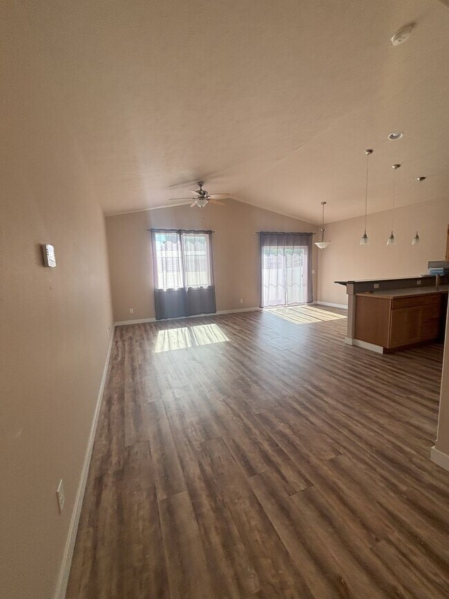 Foto del edificio - Beautifully Maintained 3-Bed, 2-Bath Home ...