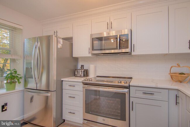 Foto del edificio - 2858 New Providence Ct