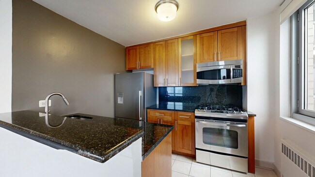 Interior Photo - View 34