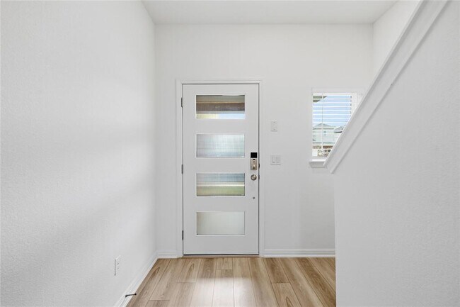 Building Photo - 416 Breccia Trl