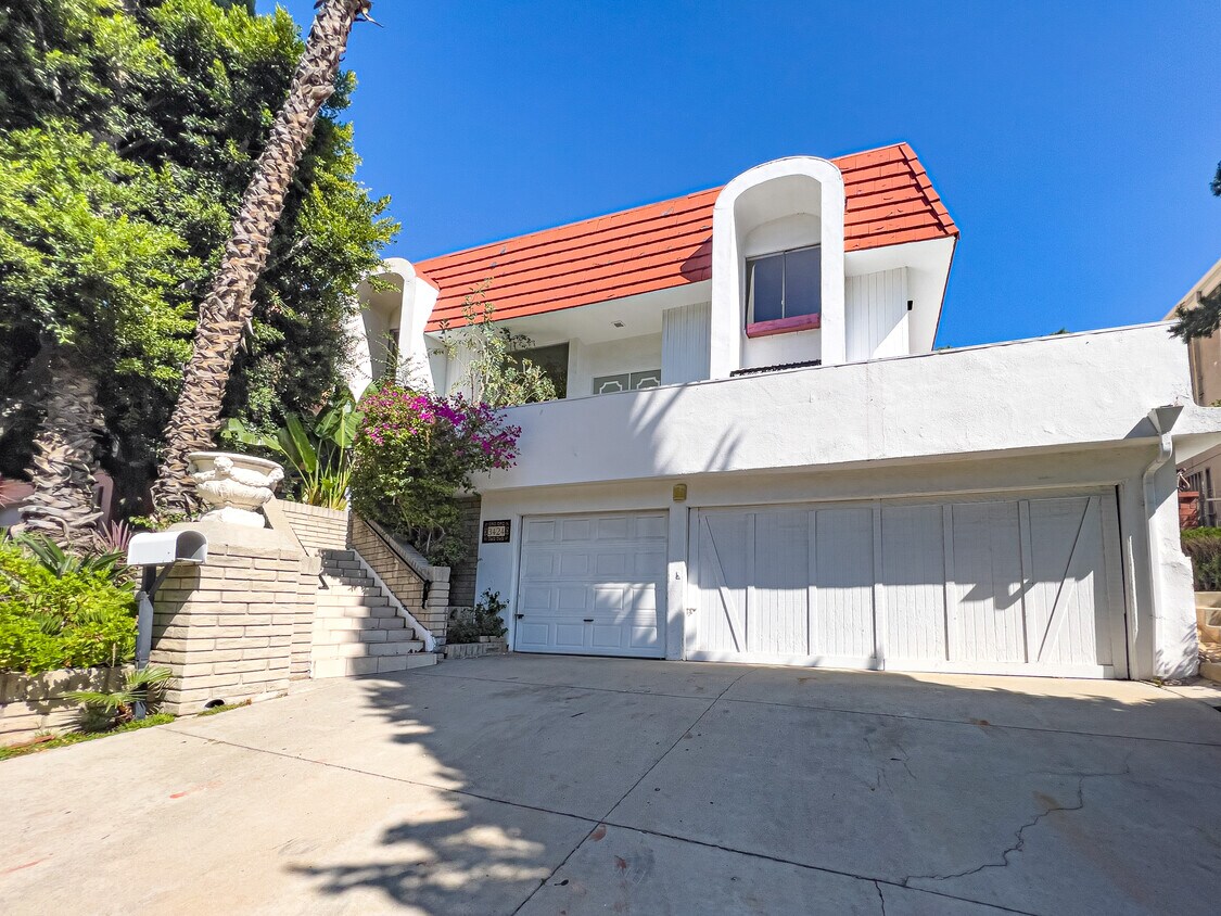 Foto principal - 3424 Lambeth St