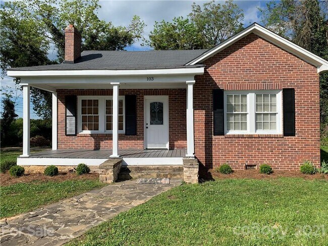 103 Old Mt Holly Road - 103 Old Mount Holly Rd