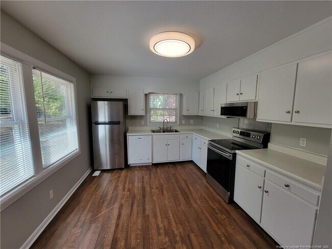 Building Photo - 5321 Trampas Ct