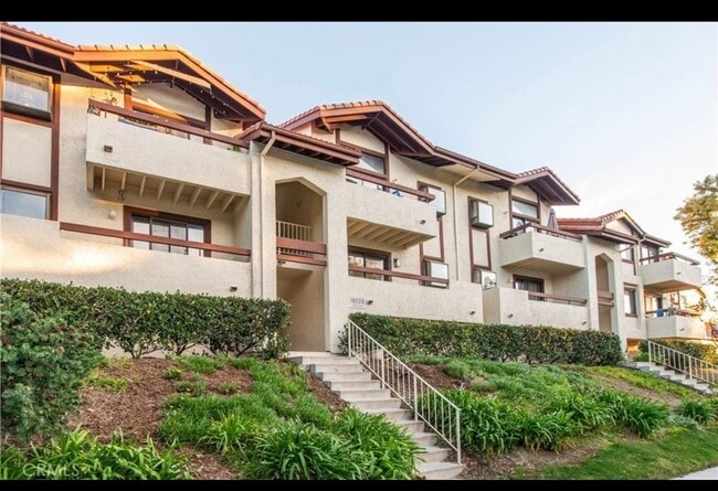 Building Photo - 18028 Saratoga Way